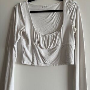 Wilfred Aritzia Cream Long Sleeve Crop Top